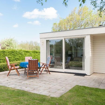 Cozy Holiday Home In Julianadorp With Garden Extérieur photo